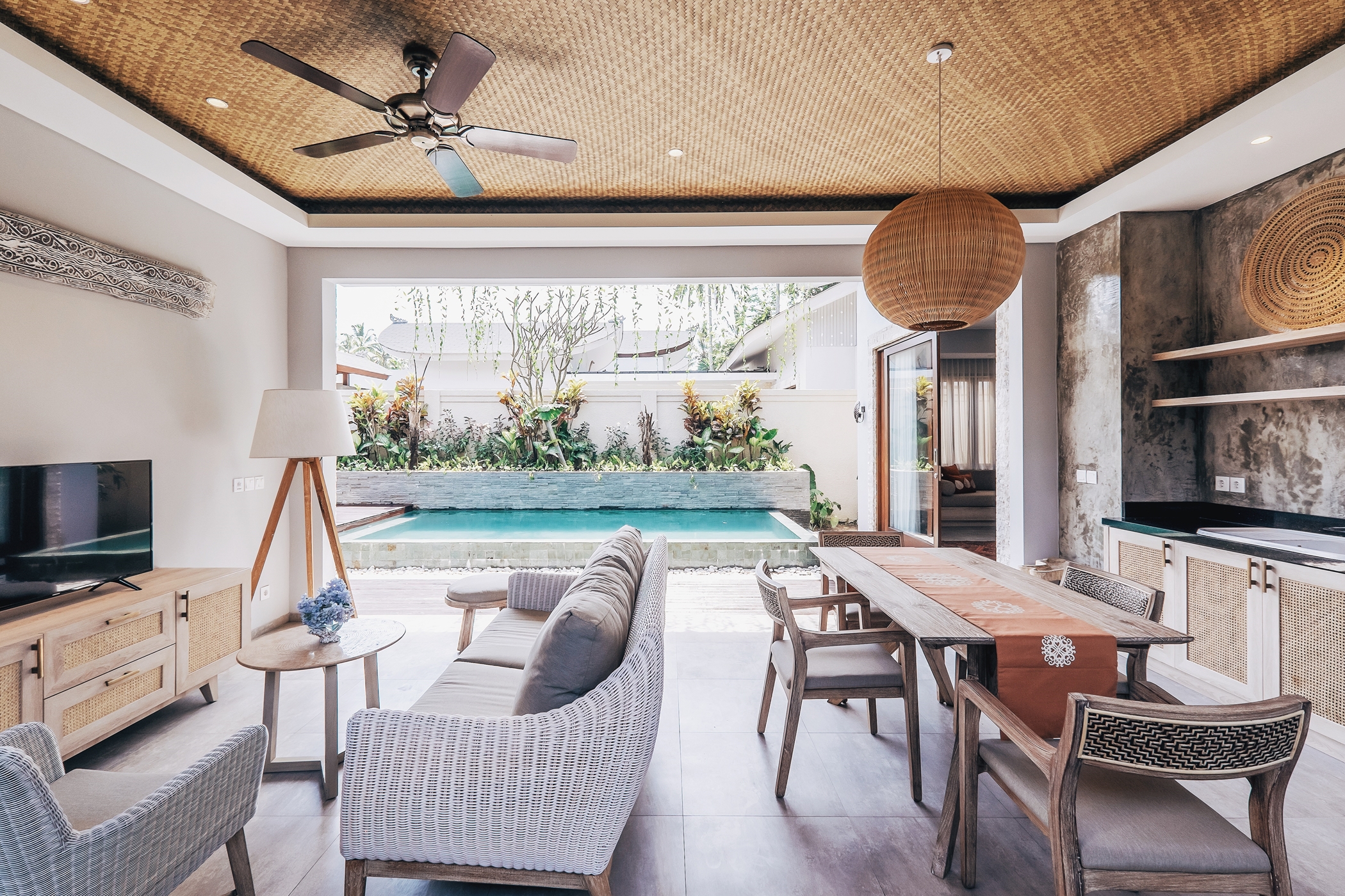 Daun Lebar Villas