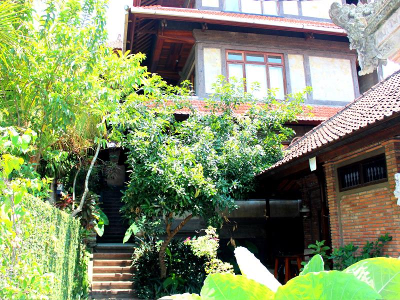 Dewa Bungalow