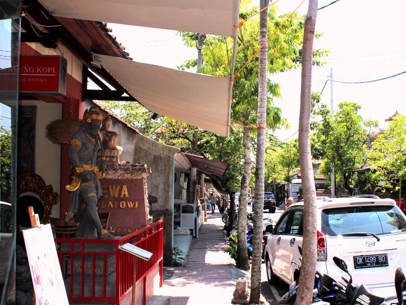 Dewa Bungalow