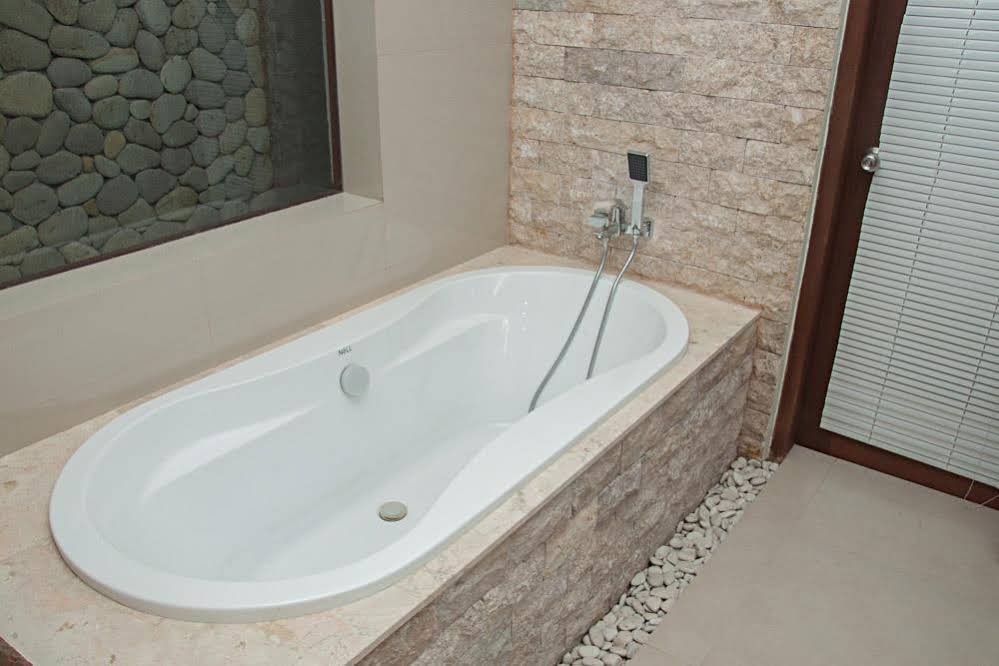 Dewarka Villa