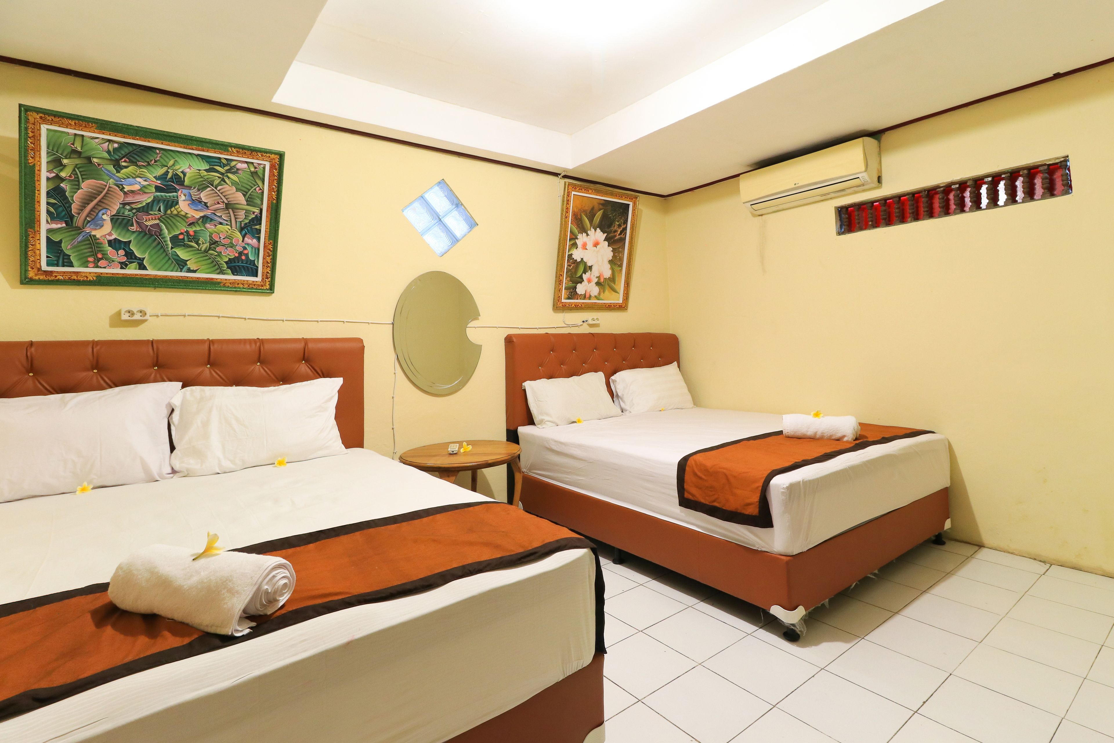 Downtown Monkey Forest Hostel