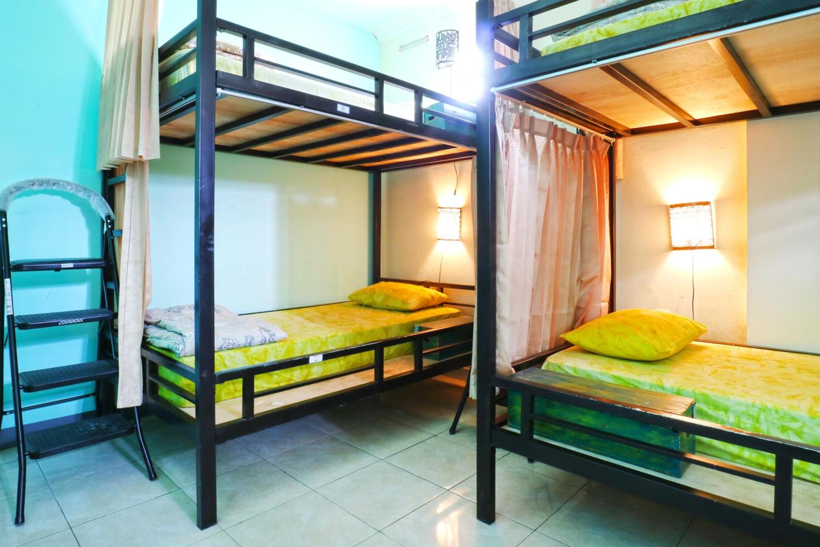 Downtown Monkey Forest Hostel