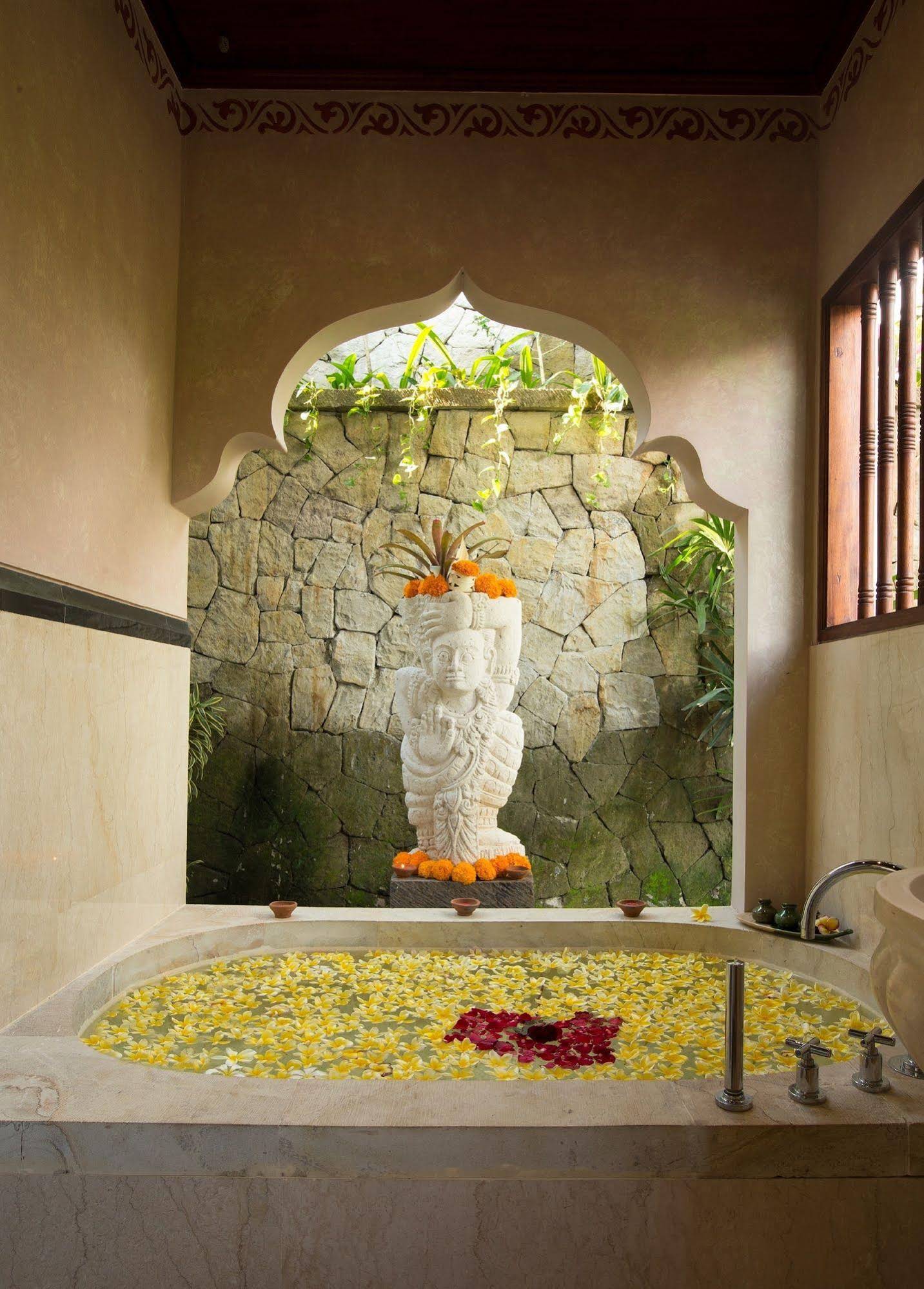 Dwaraka The Royal Villas