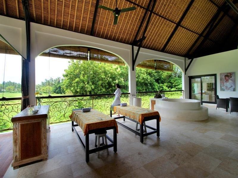 Frangipani Villa