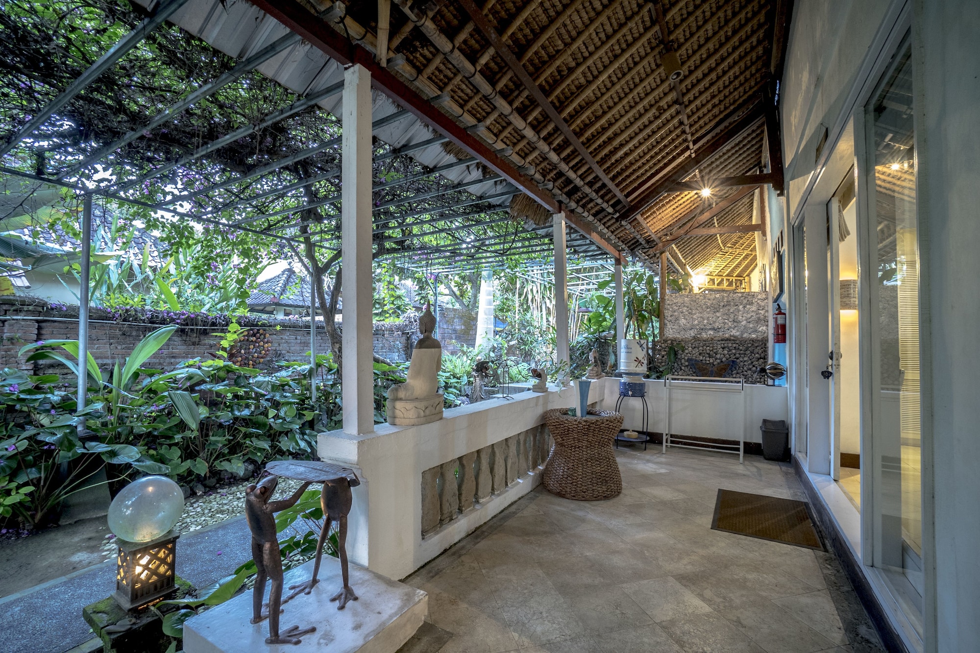Gajah Biru Bungalows