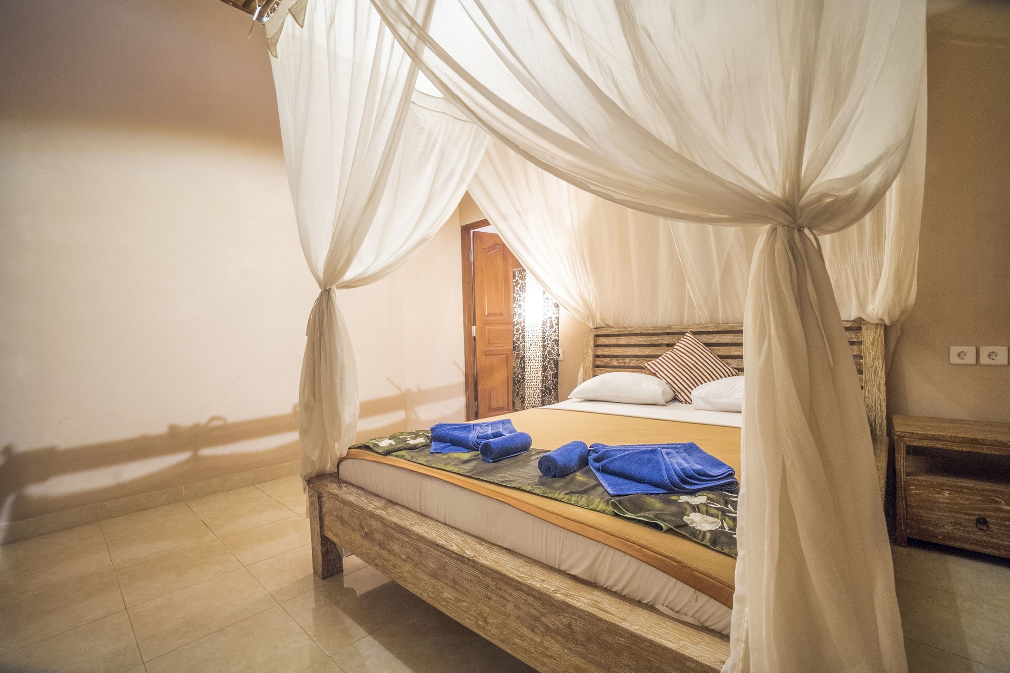 Gajah Biru Bungalows