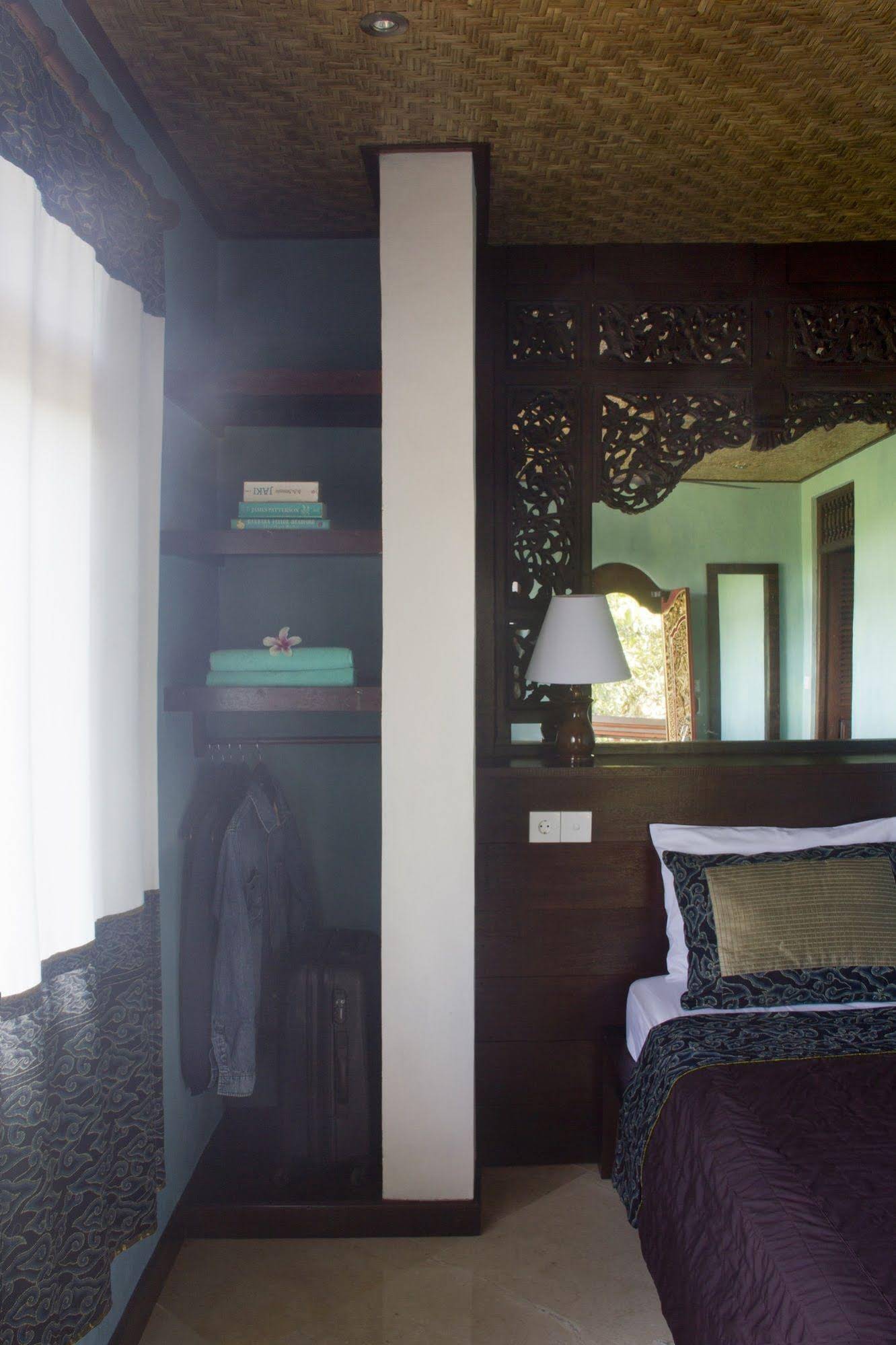 Gayatri Bungalows