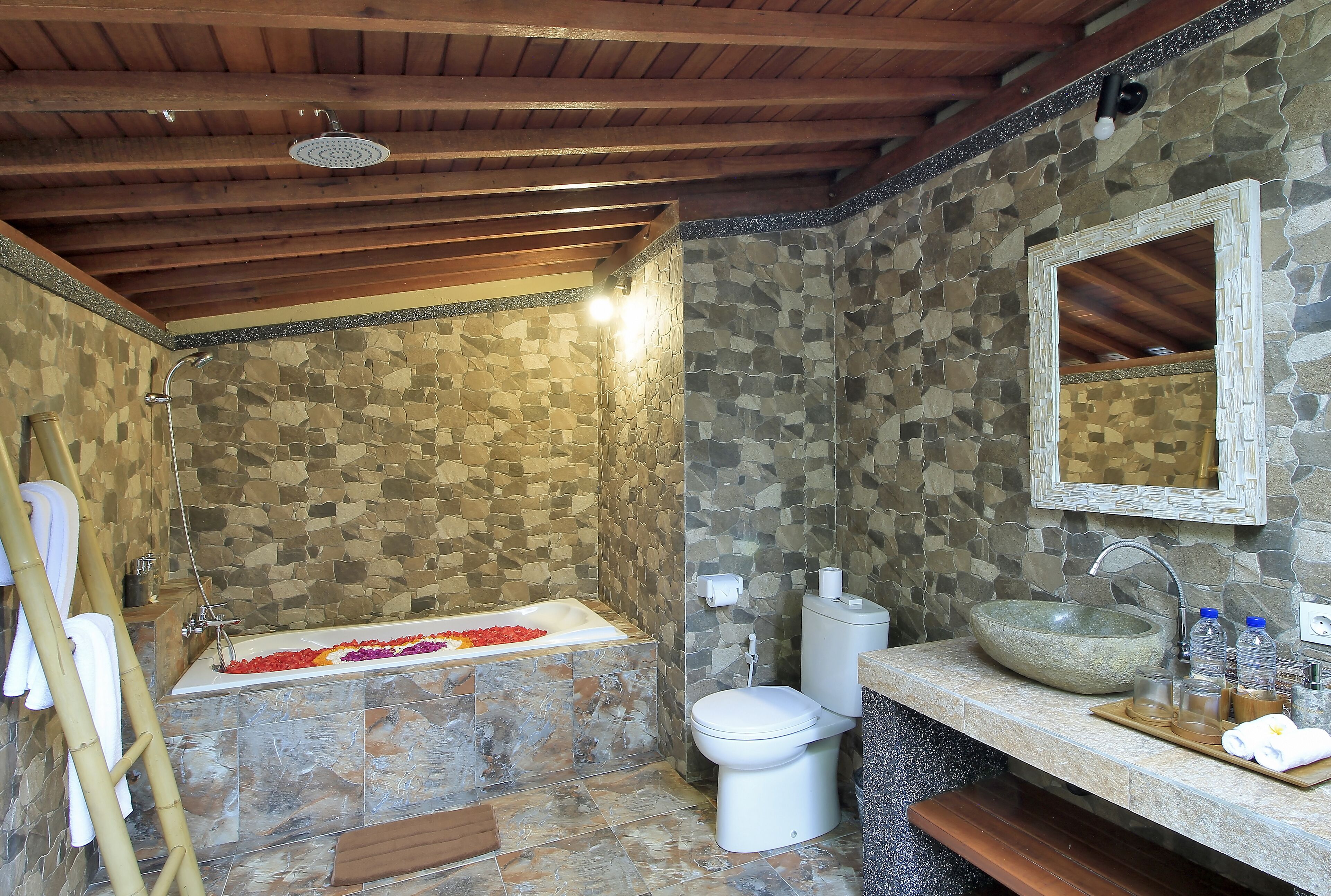 Hanaya Ubud Villa