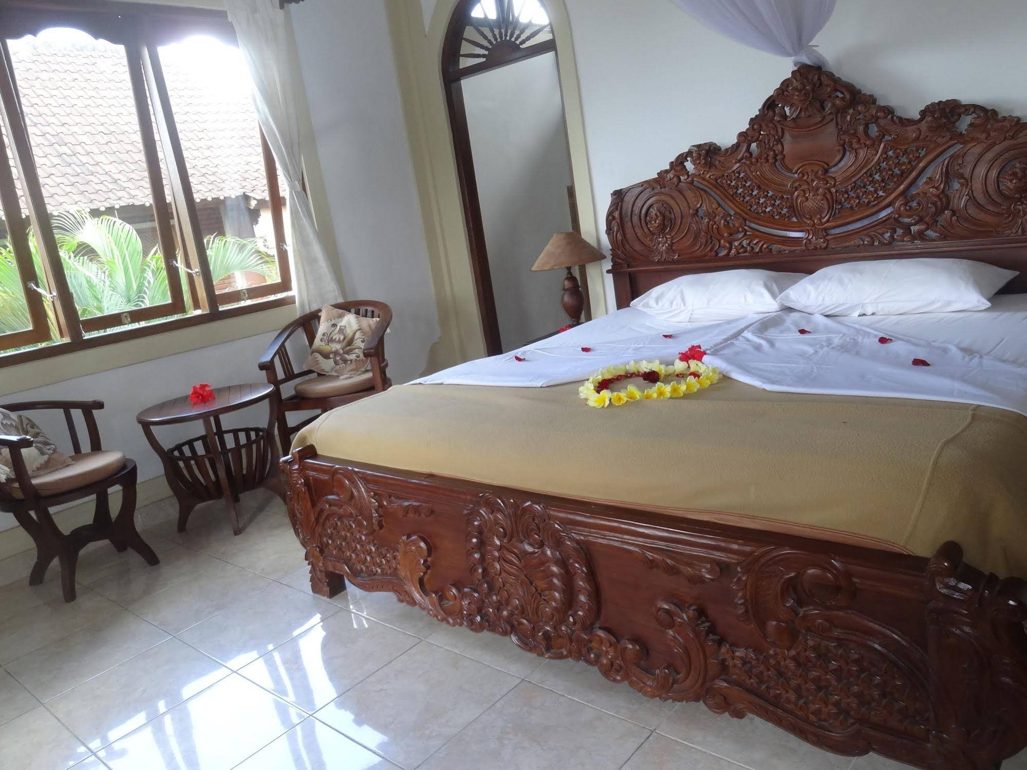 Hibiscus Cottages