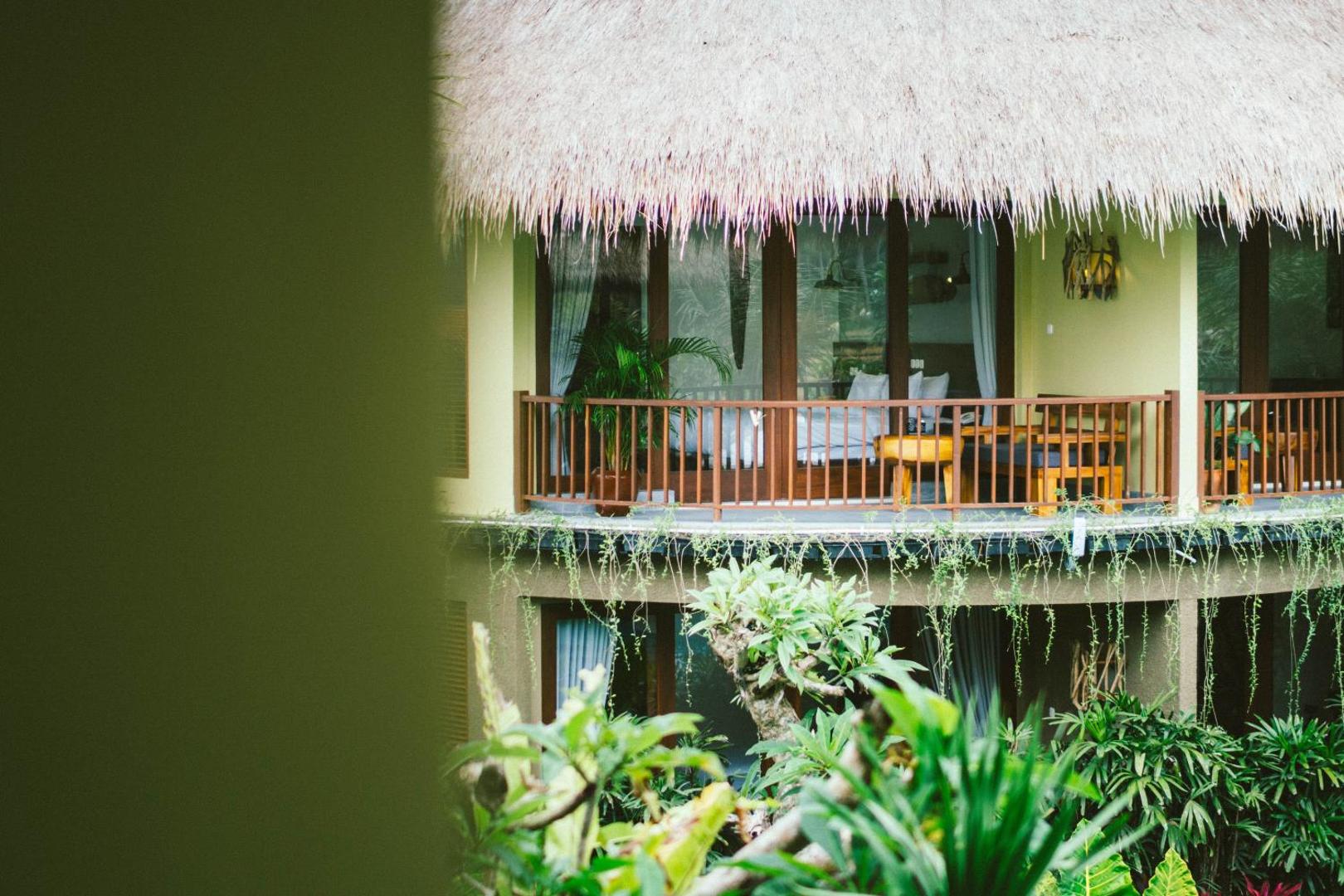 Honai Resort