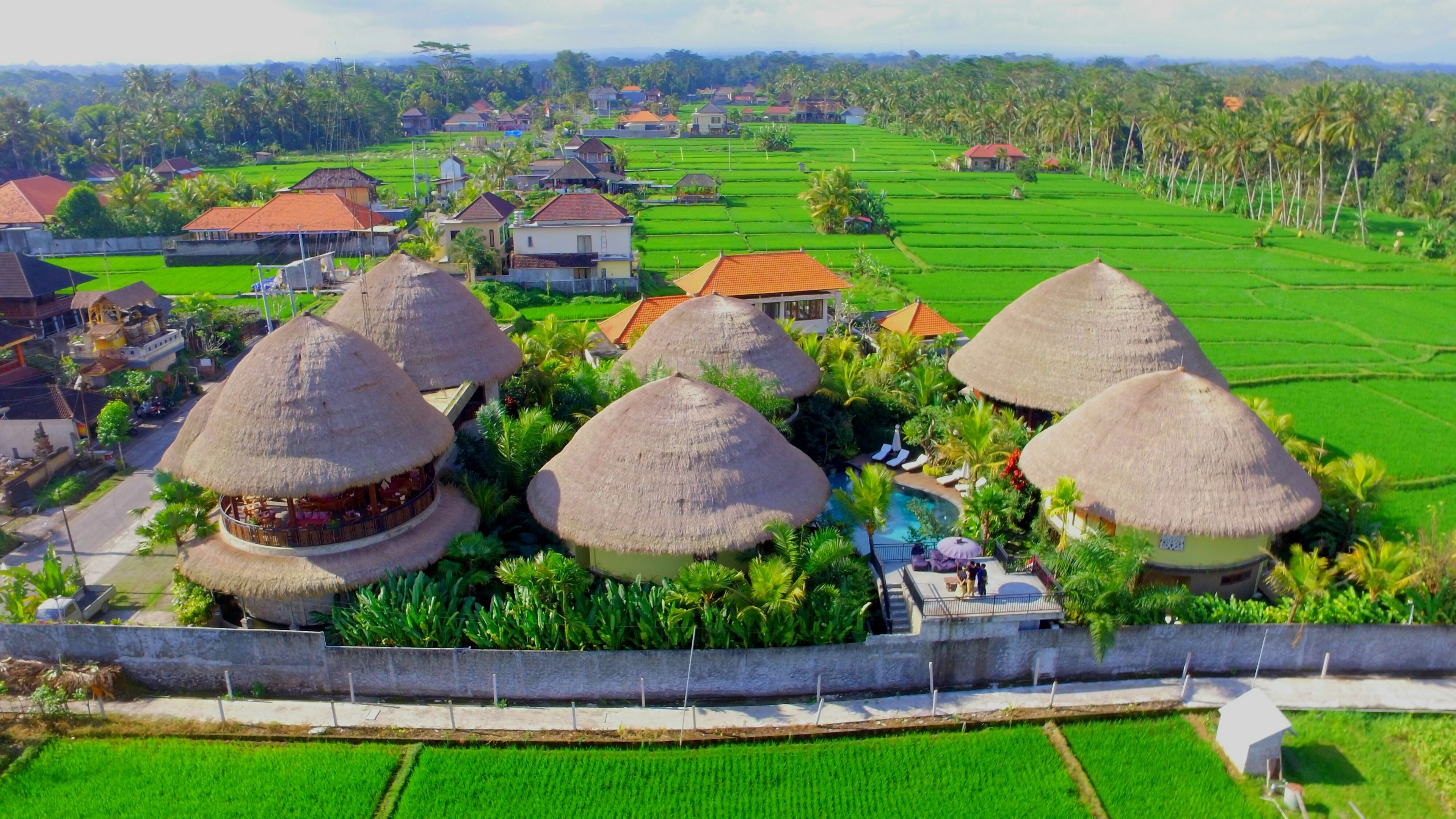 Honai Resort