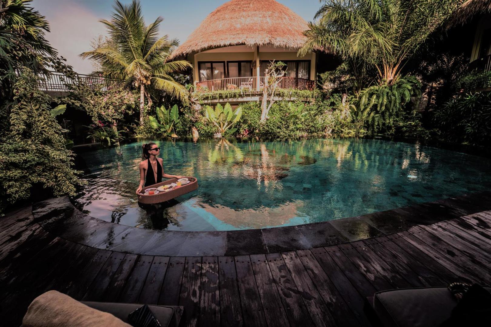Honai Resort