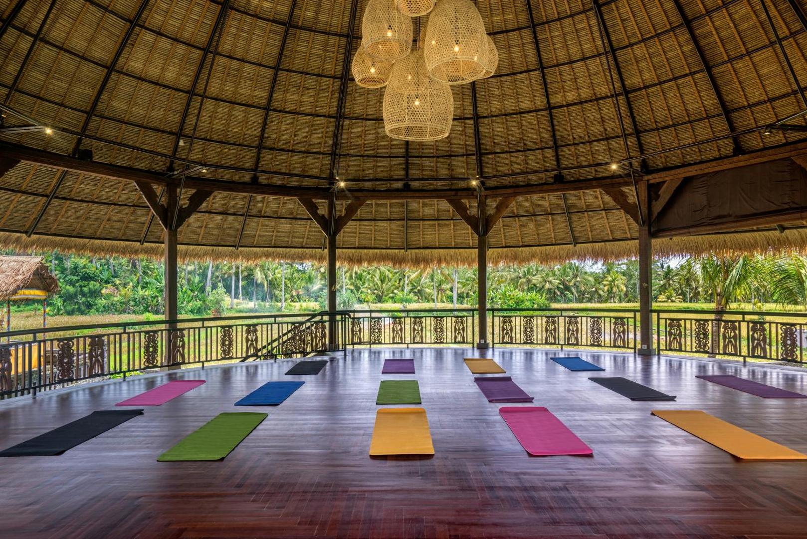 Honai Resort