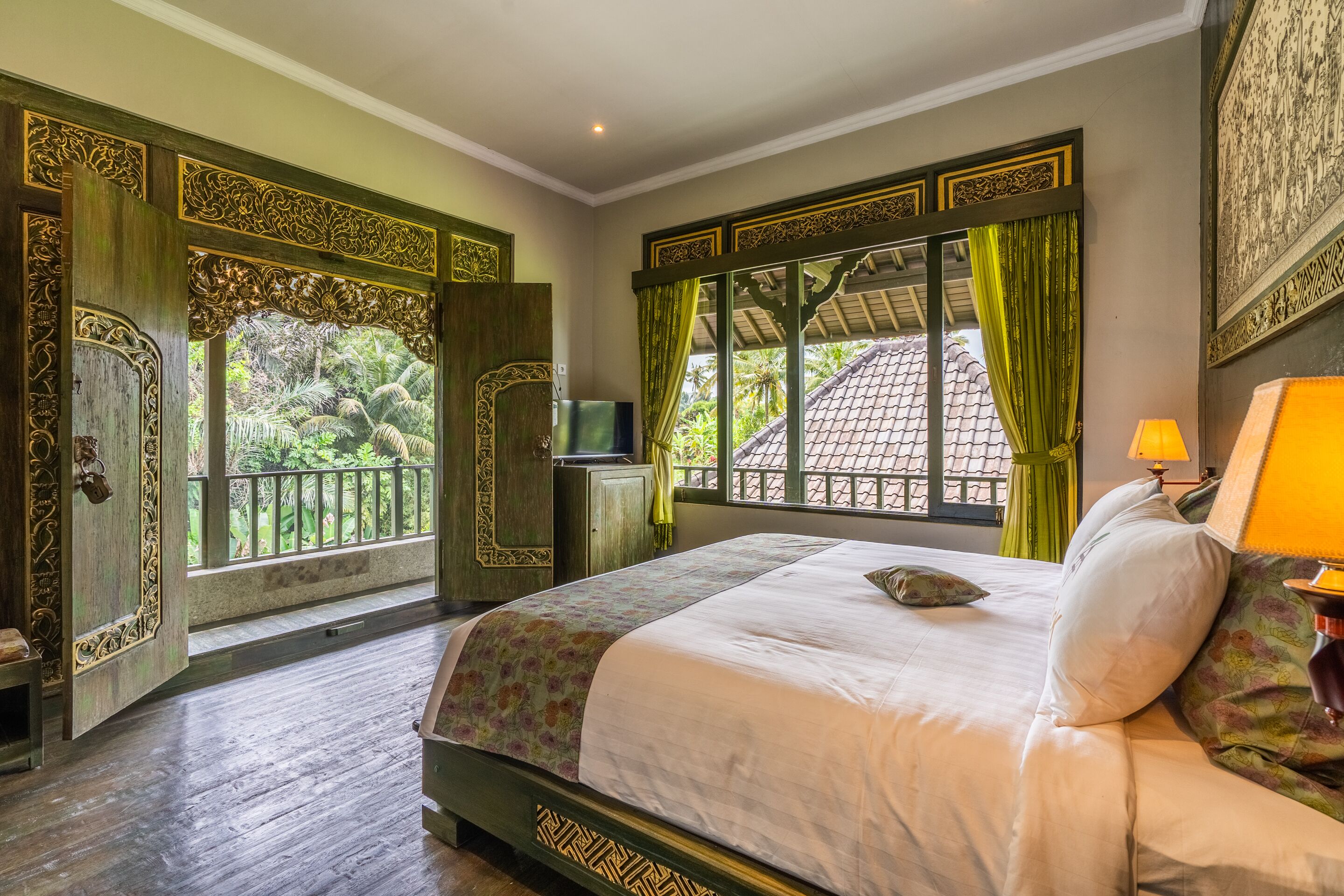 Huts Rock Ubud
