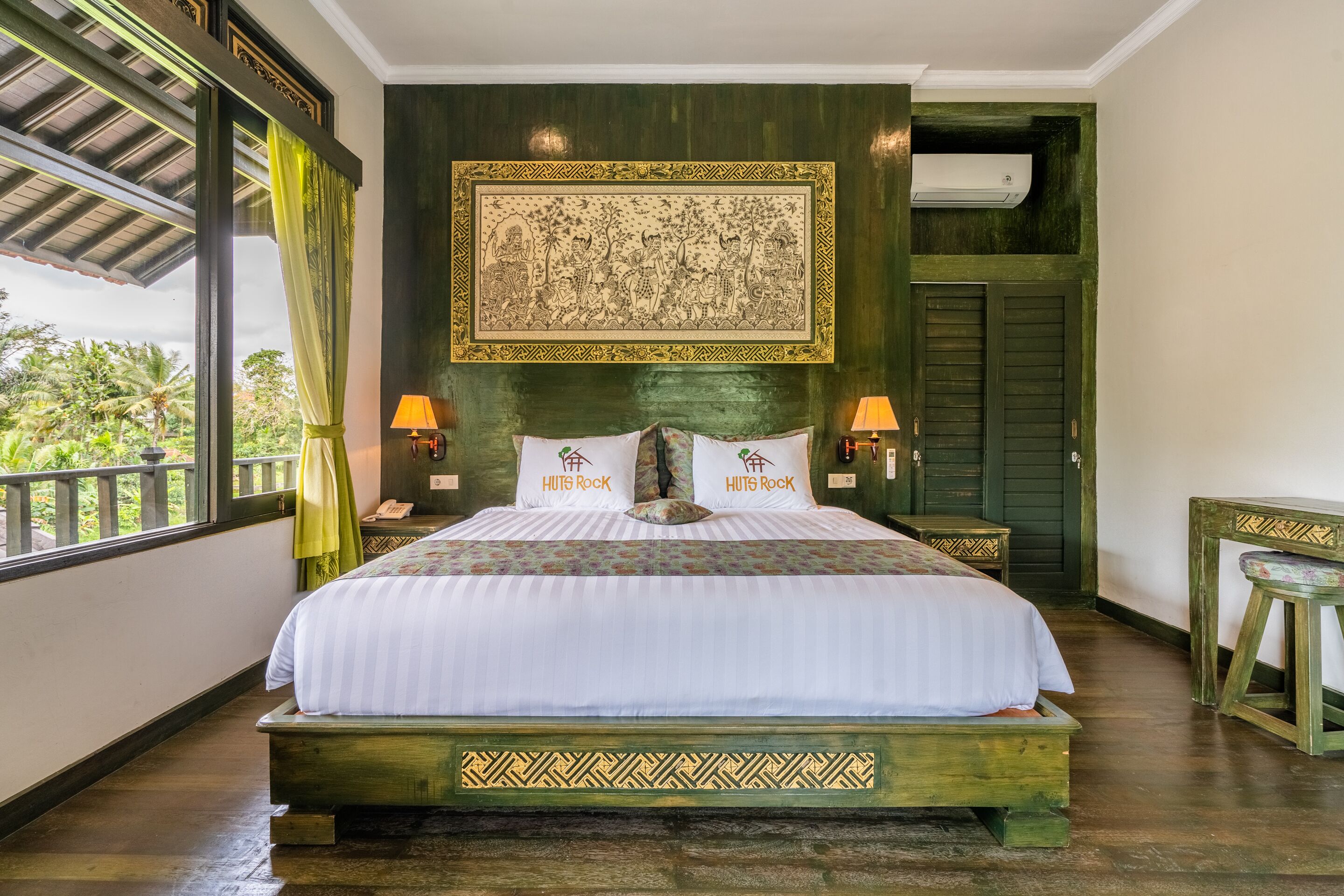 Huts Rock Ubud