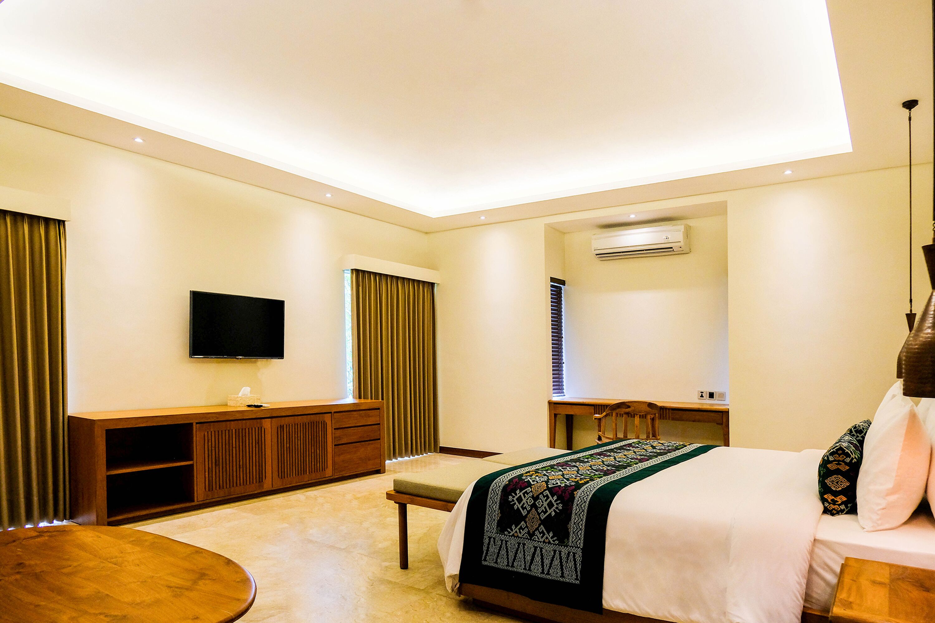 JAPA Suites & Villas