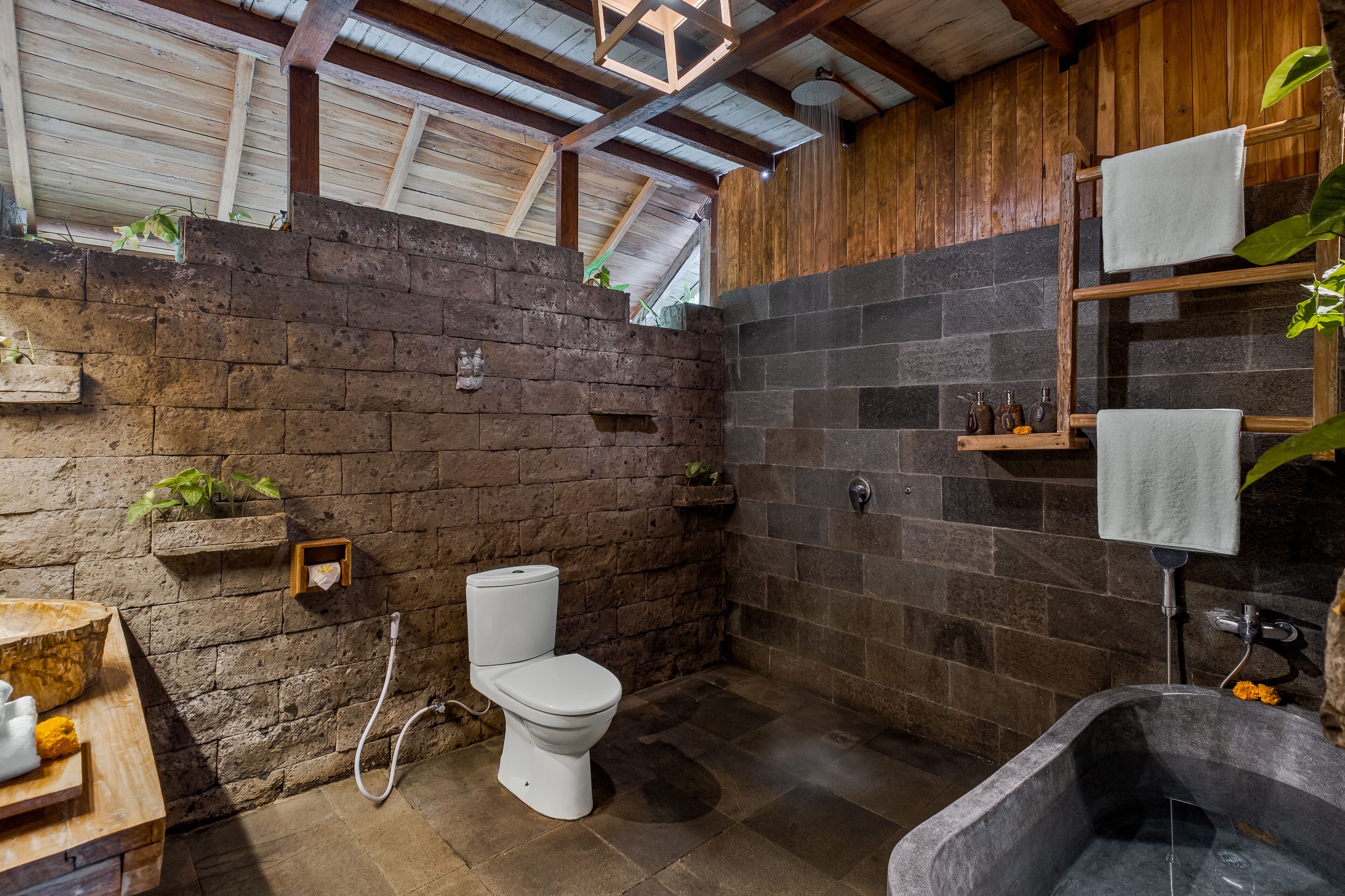 Joglo Organik Guesthouse
