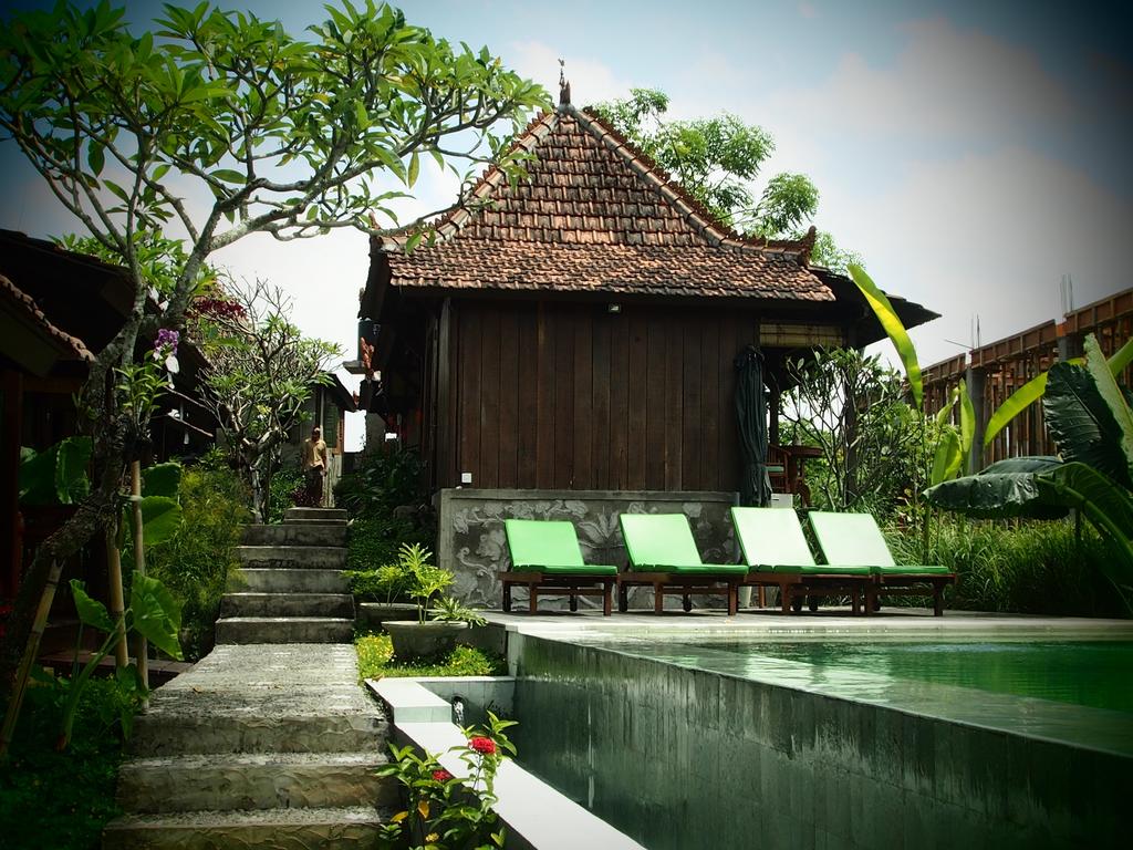 Joglo Taman Sari