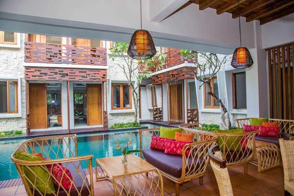Kakul Villas & Suites