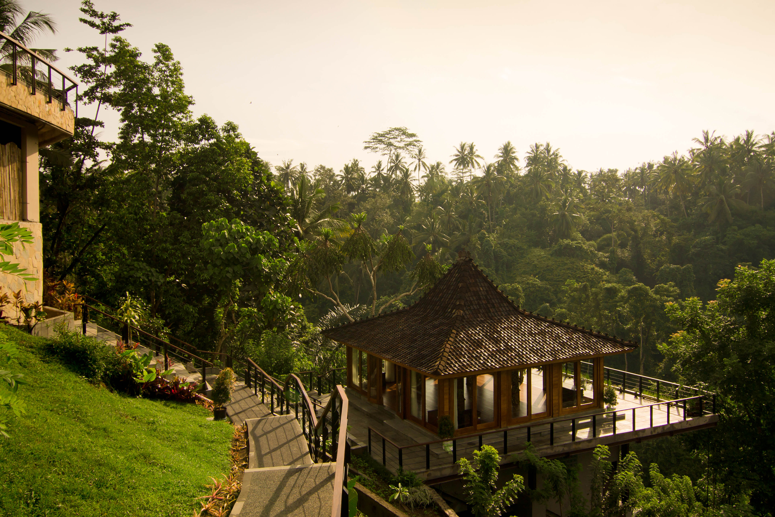 Kamandalu Resort & Spa