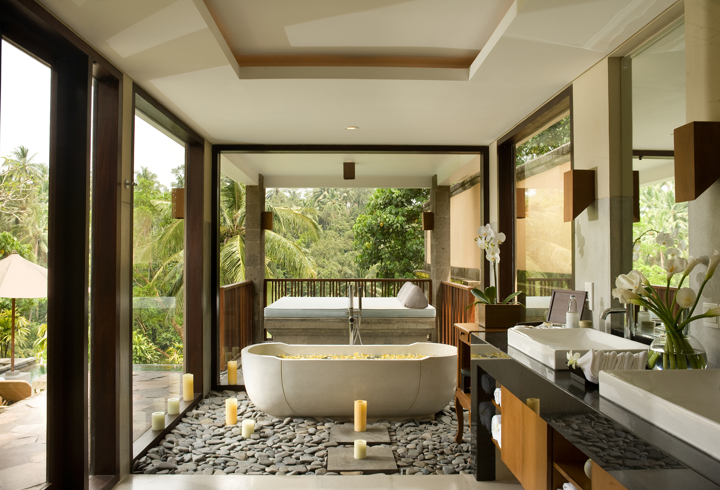 Kamandalu Resort & Spa
