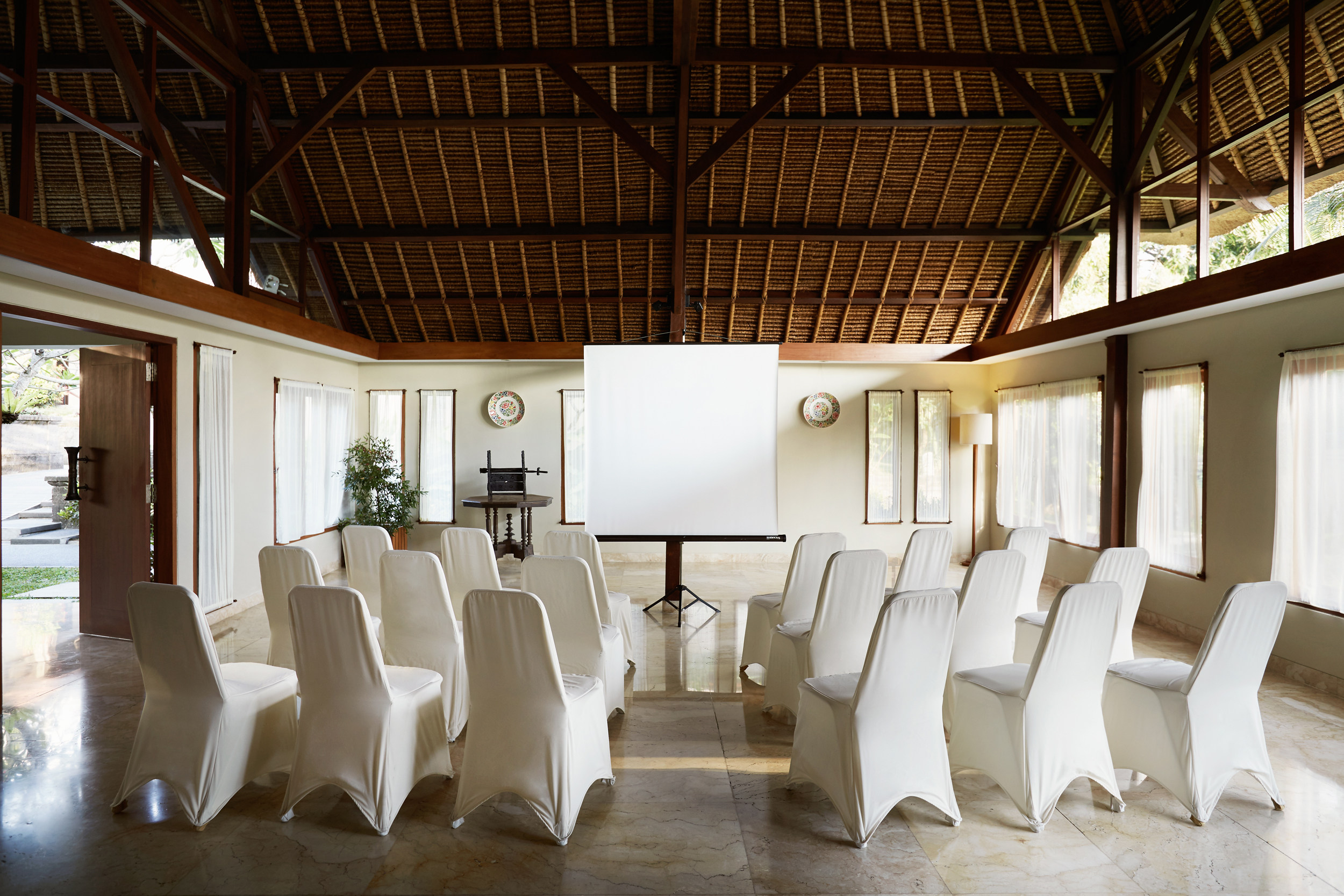 Kamandalu Resort & Spa