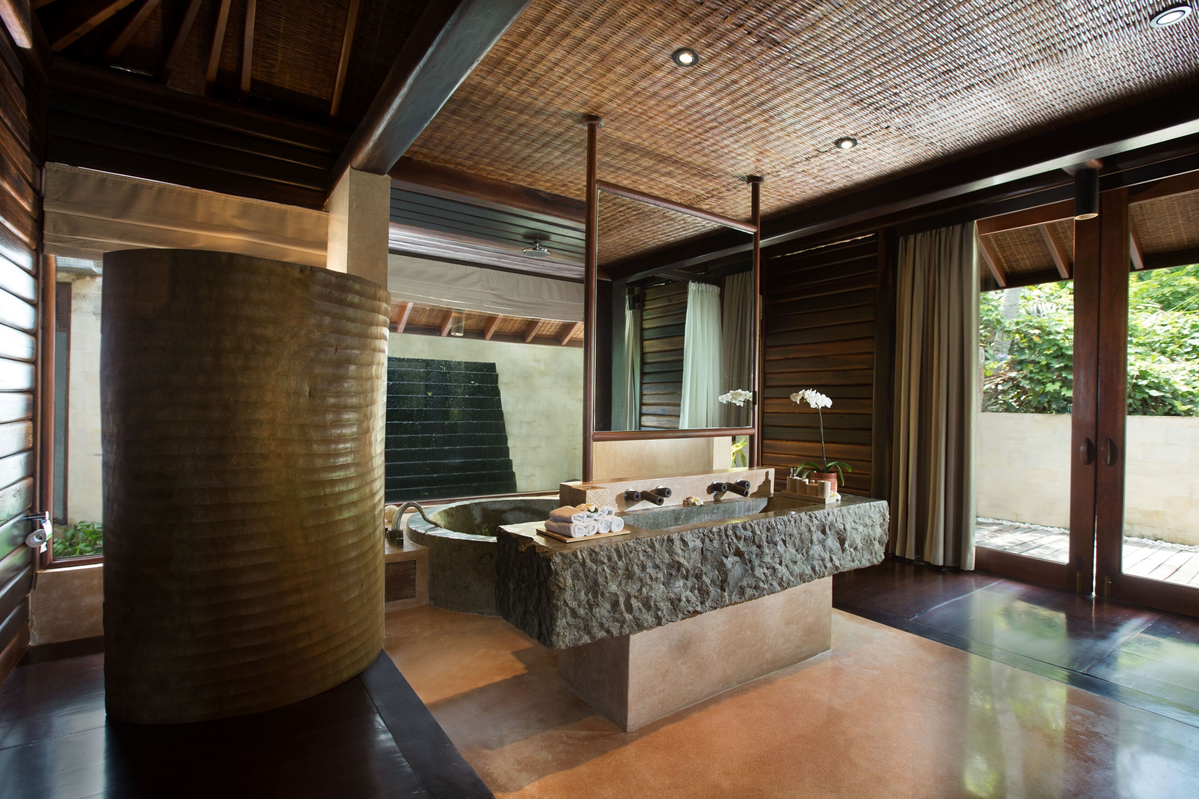 Kamaniiya River Villa