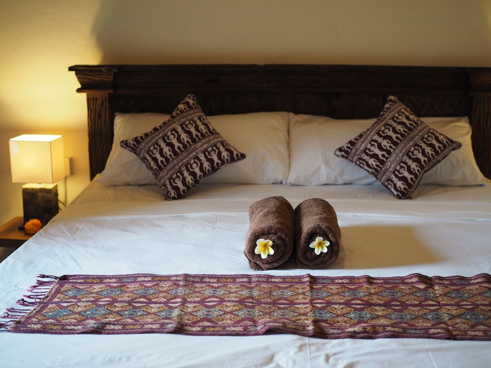 Kampung Sari Gallery & Homestay