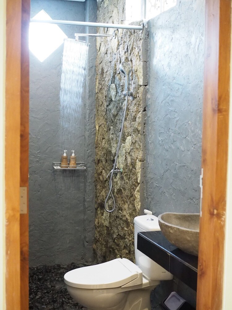 Kampung Sari Gallery & Homestay