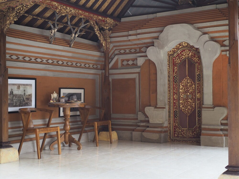 Kampung Sari Gallery & Homestay
