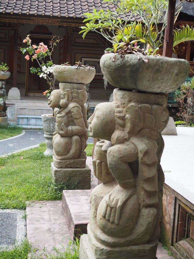 Kampung Sari Gallery & Homestay