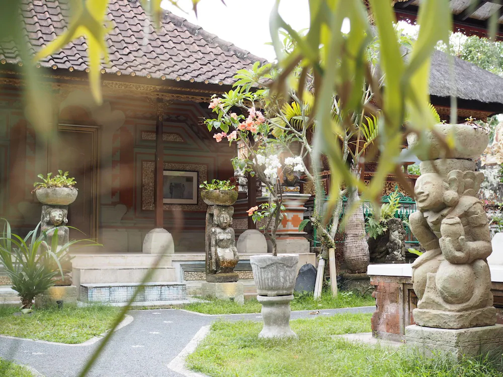 Kampung Sari Gallery & Homestay