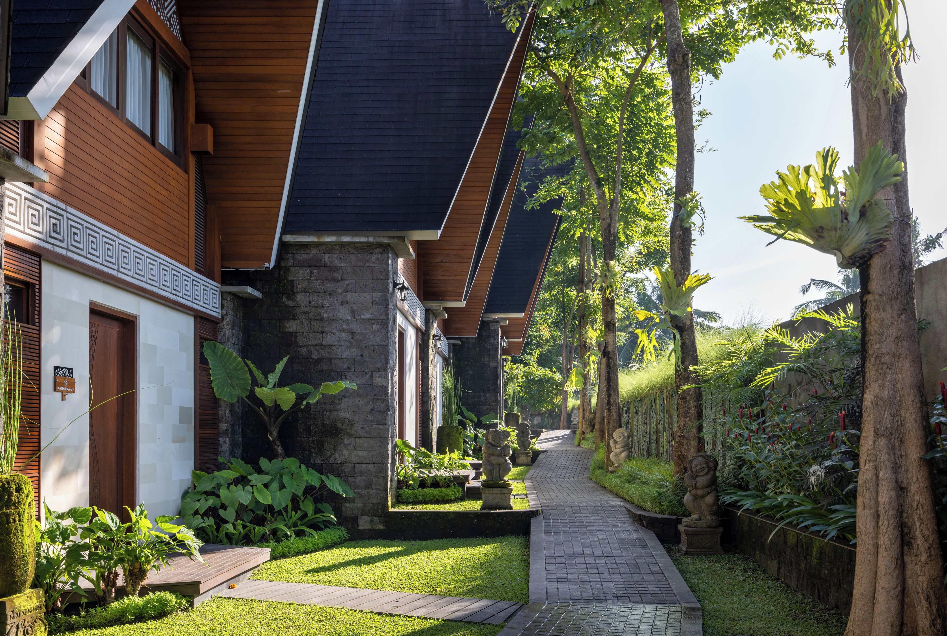 Kanhara Villas by Pramana Villas