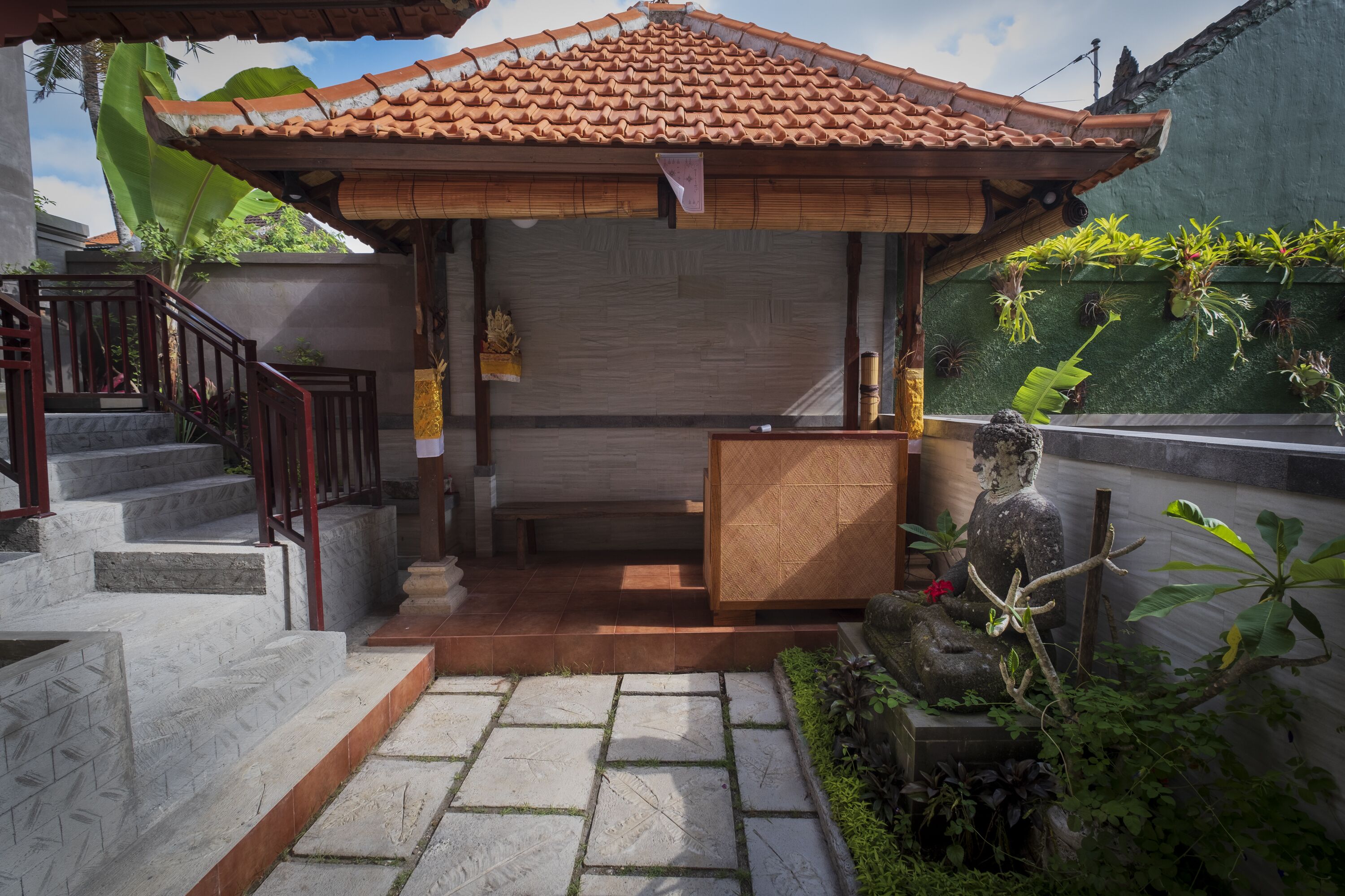 Kemangi Apartments and Yoga Space