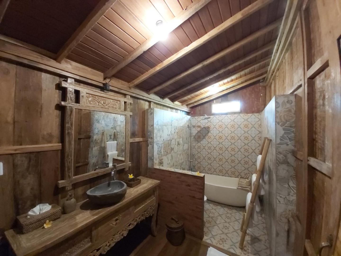 Kirani Joglo Villa Bali