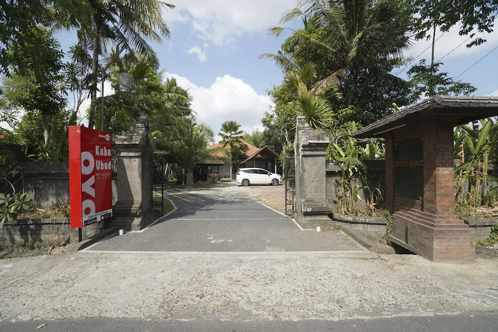 OYO 1840 Kubu Ubud Hotel