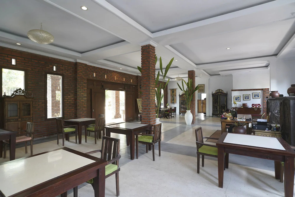 OYO 1840 Kubu Ubud Hotel