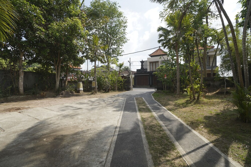 OYO 1840 Kubu Ubud Hotel