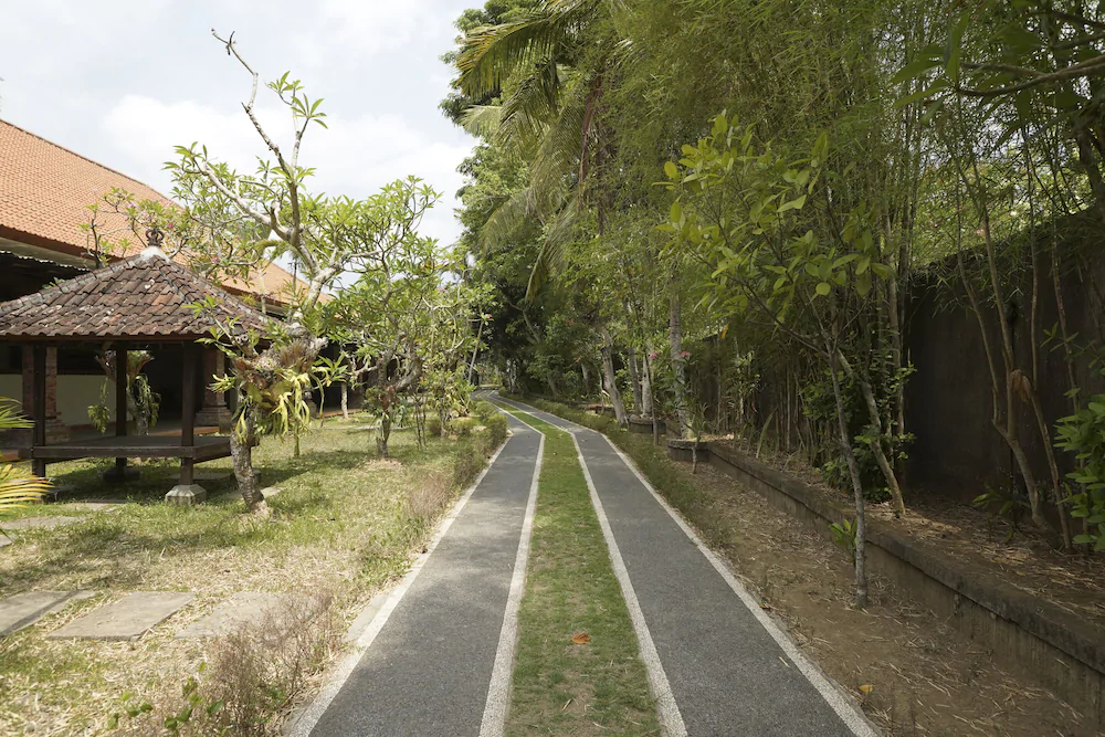 OYO 1840 Kubu Ubud Hotel