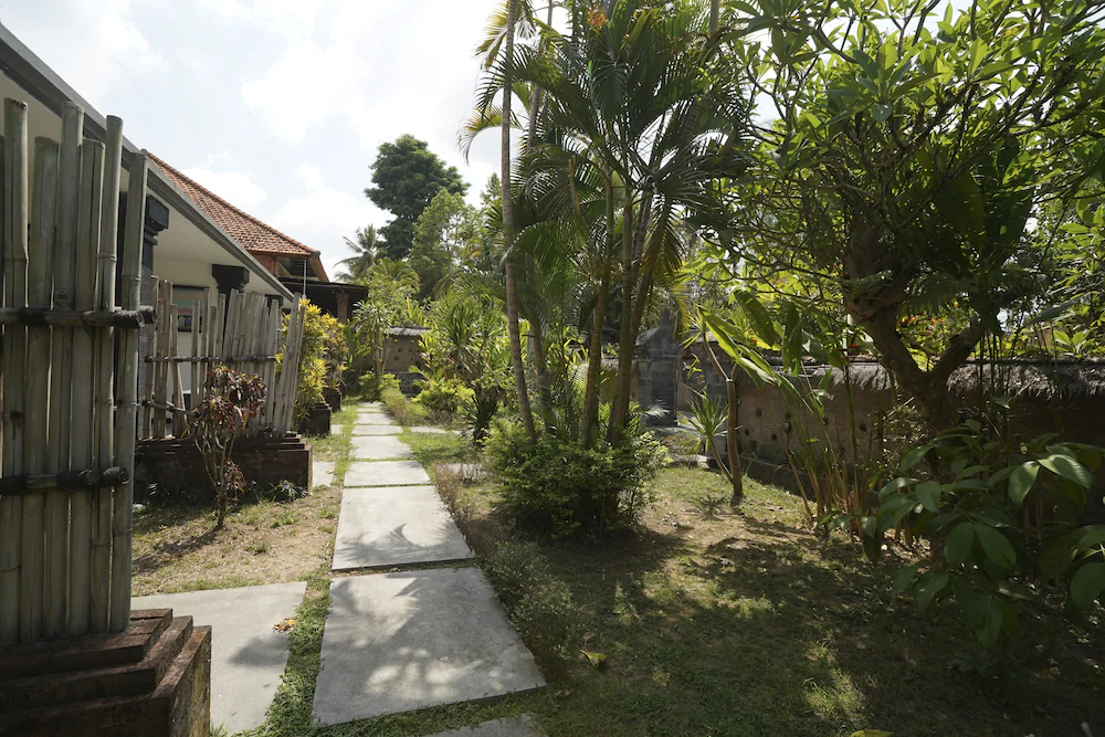 OYO 1840 Kubu Ubud Hotel