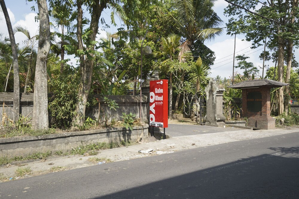 OYO 1840 Kubu Ubud Hotel