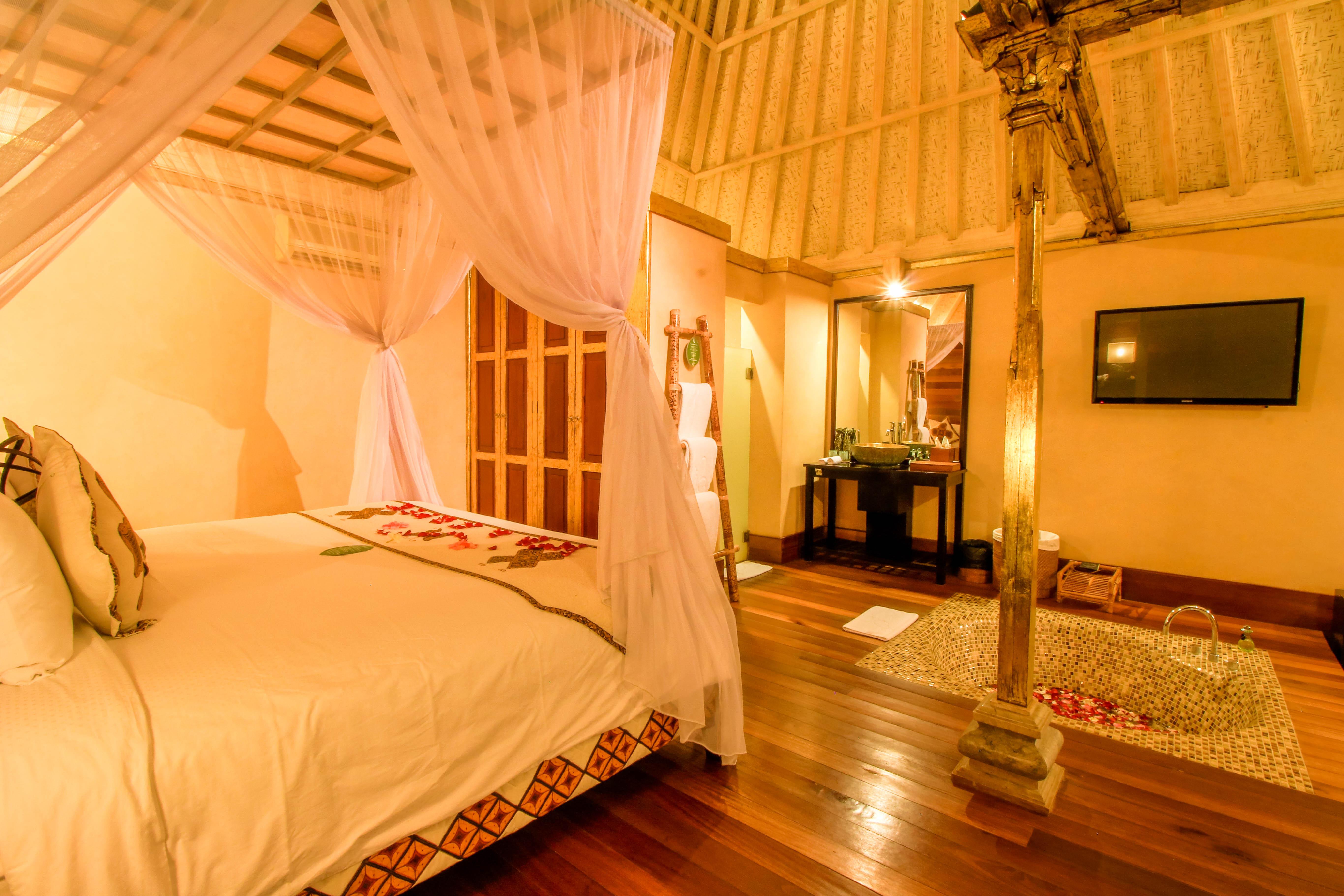 Kupu Kupu Barong Villas and Tree Spa by L’Occitane