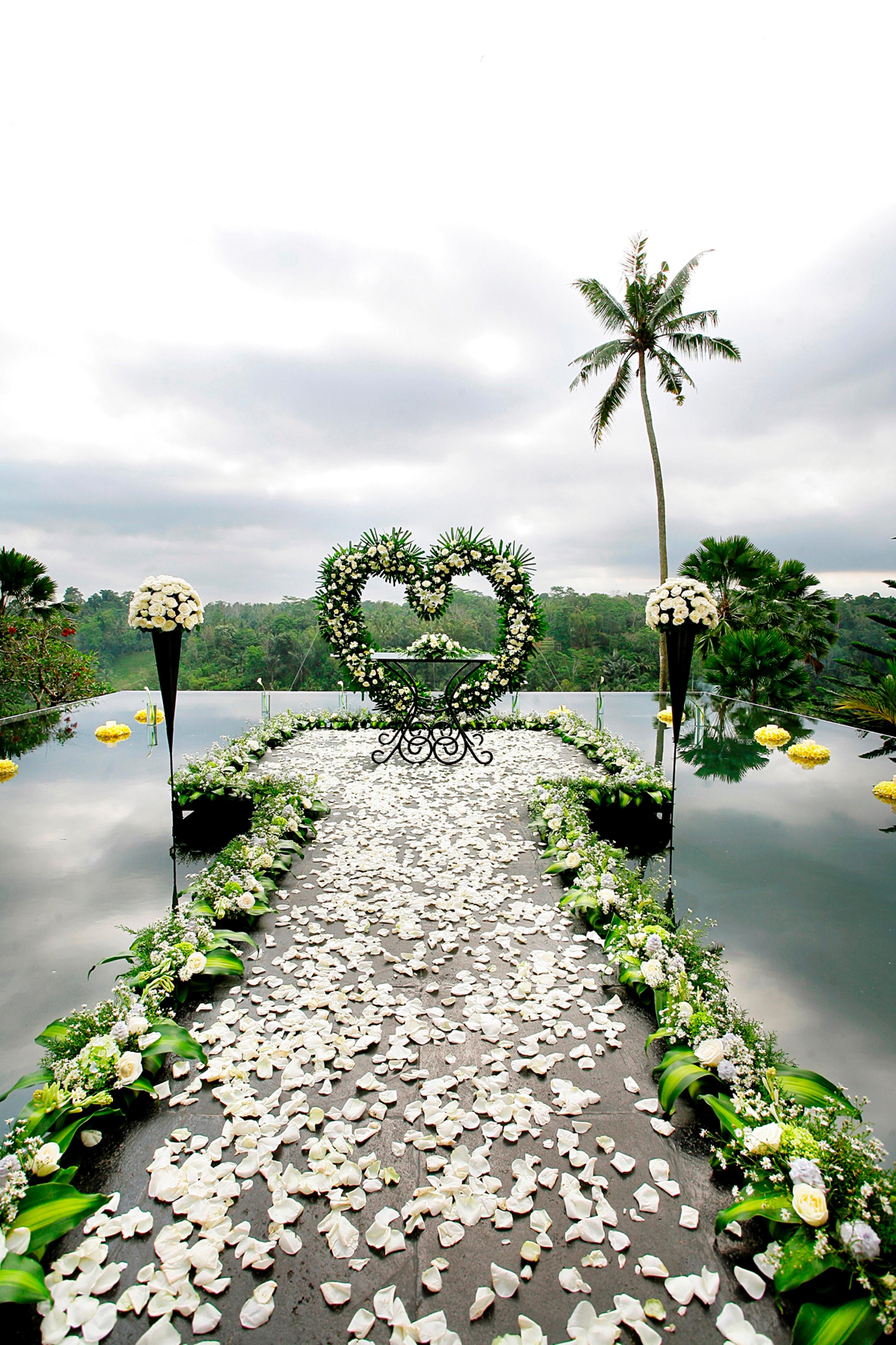 Kupu Kupu Barong Villas and Tree Spa by L’Occitane