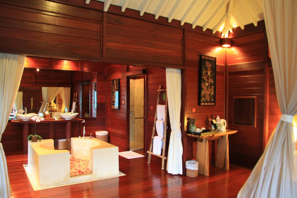 Kupu Kupu Barong Villas and Tree Spa by L’Occitane