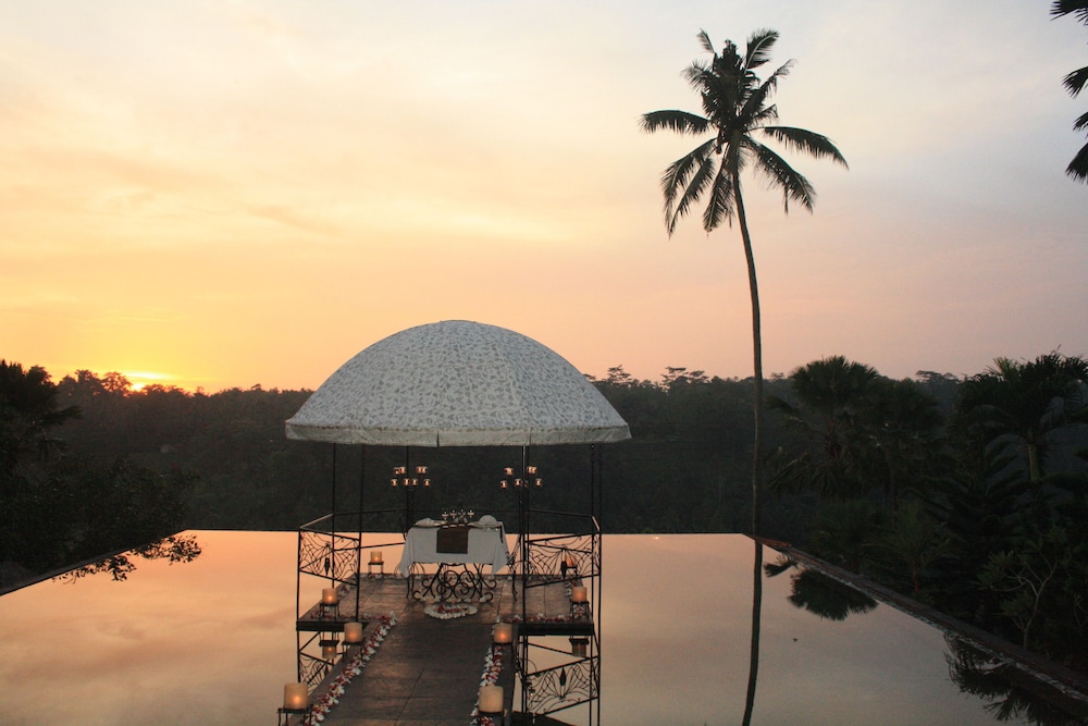 Kupu Kupu Barong Villas and Tree Spa by L’Occitane