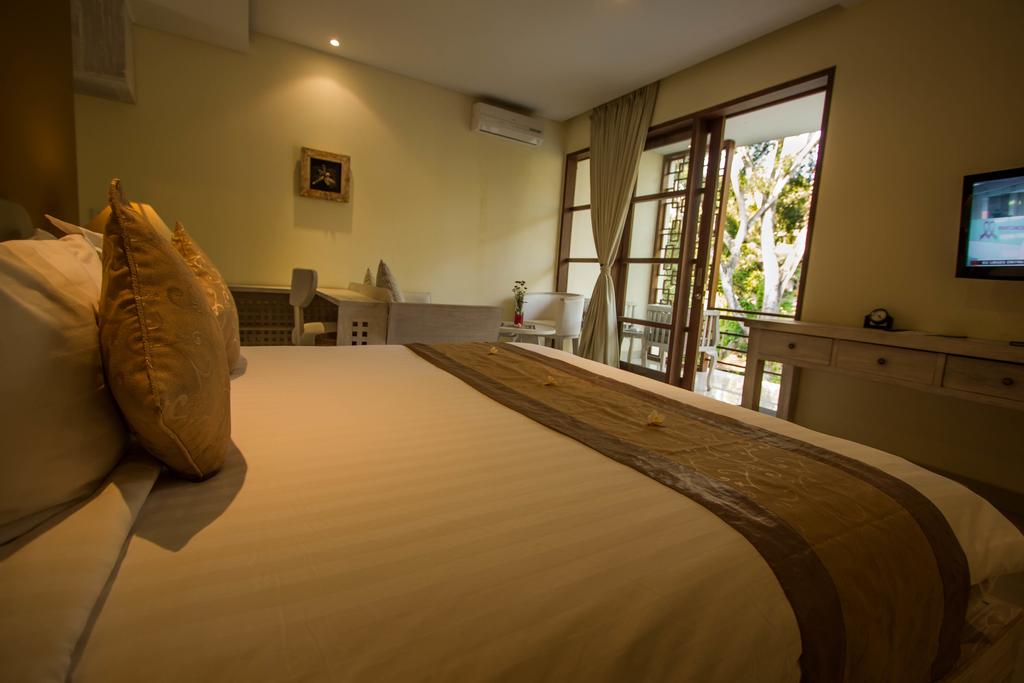 Labak River Hotel