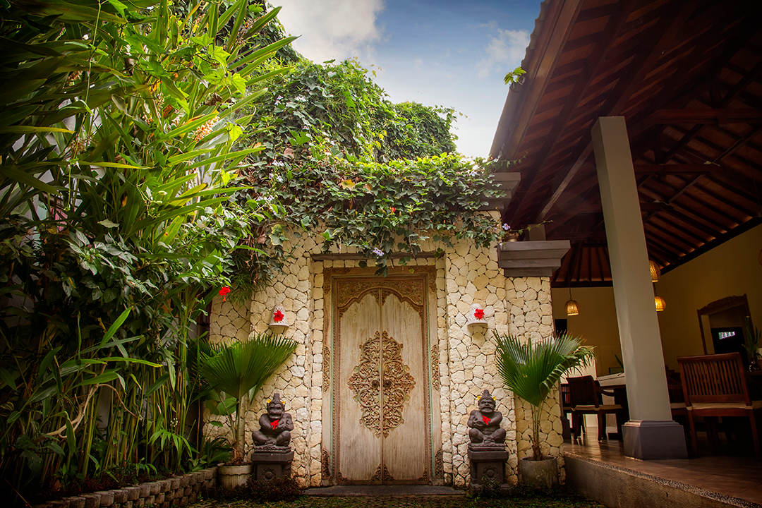 Ladera Villa