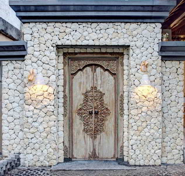 Ladera Villa