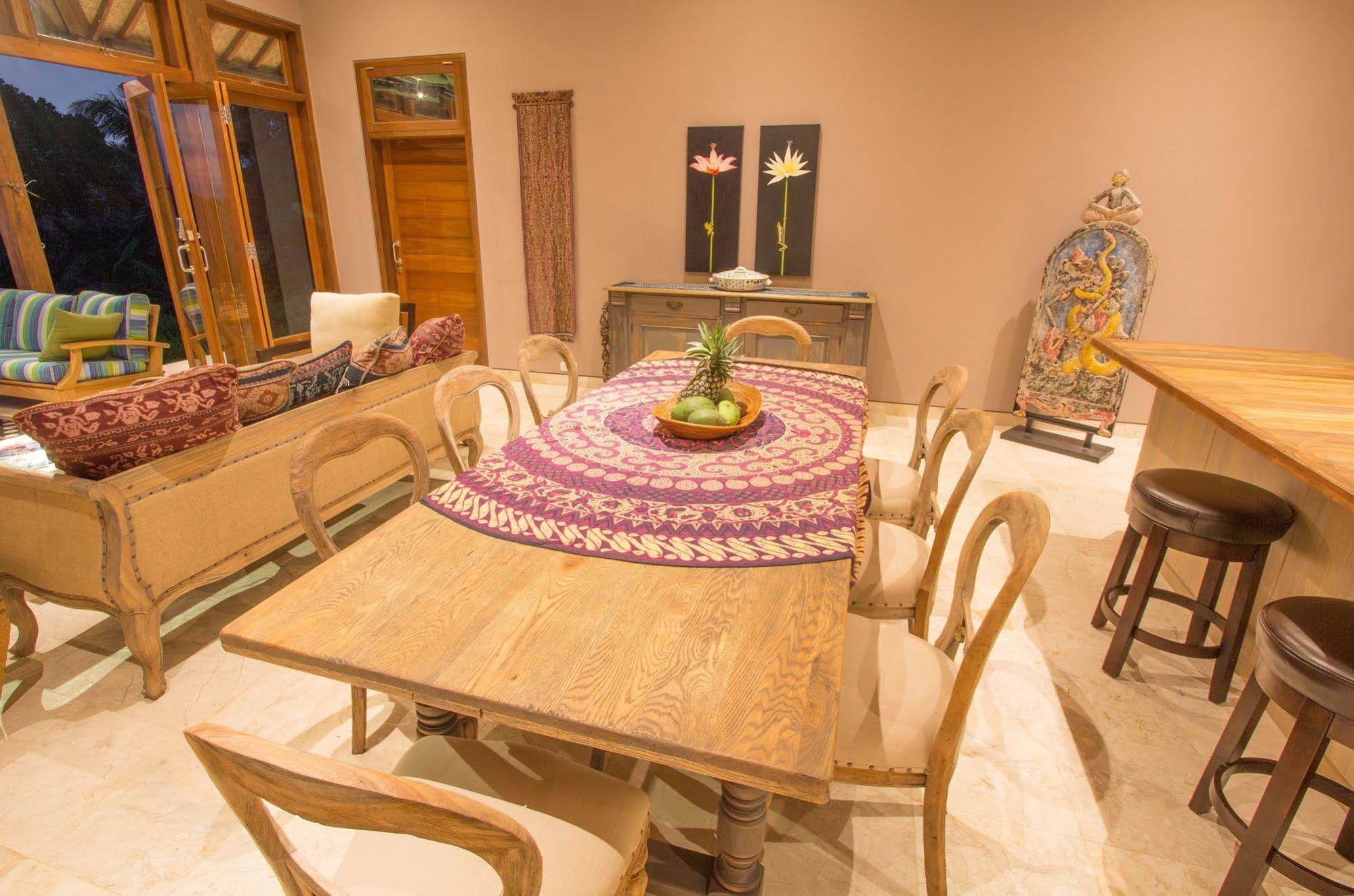 Lebah Villas
