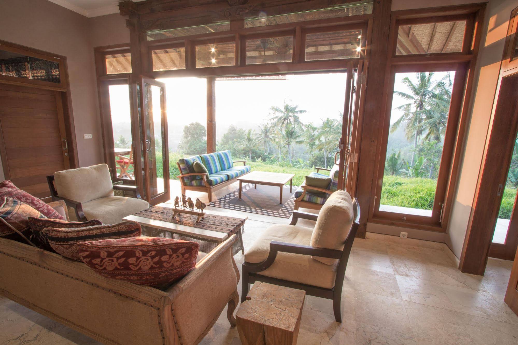 Lebah Villas